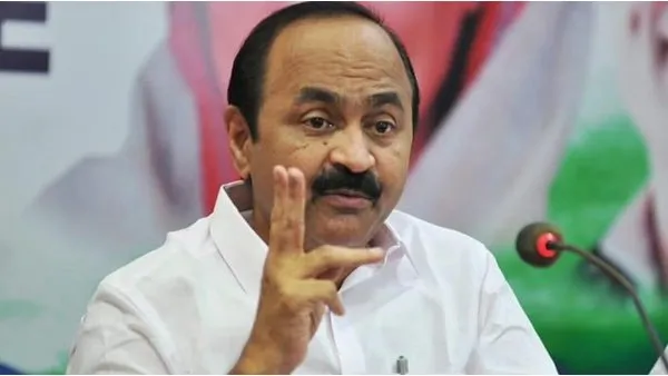 ഇനി പുതുയുഗ കേരളം...! മുഖ്യമന്ത്രിയായി സത്യപ്രതിജ്ഞ ചെയ്ത് വിഡി സതീശന്‍